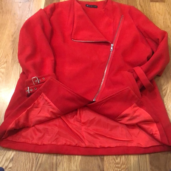 Bright red fashion statement jacket. - Picture 6 of 7